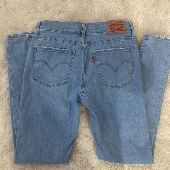 Levi’s 710 Super Skinny - Picture 2 of 4